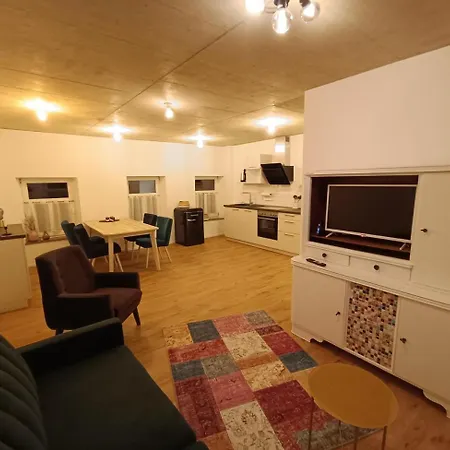 Eifel-ferienhaus, Haus Achtzehn77