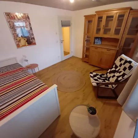Eifel-ferienhaus, Haus Achtzehn77