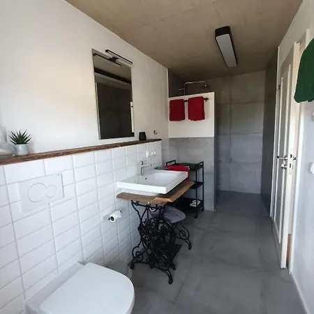 Eifel-ferienhaus, Haus Achtzehn77